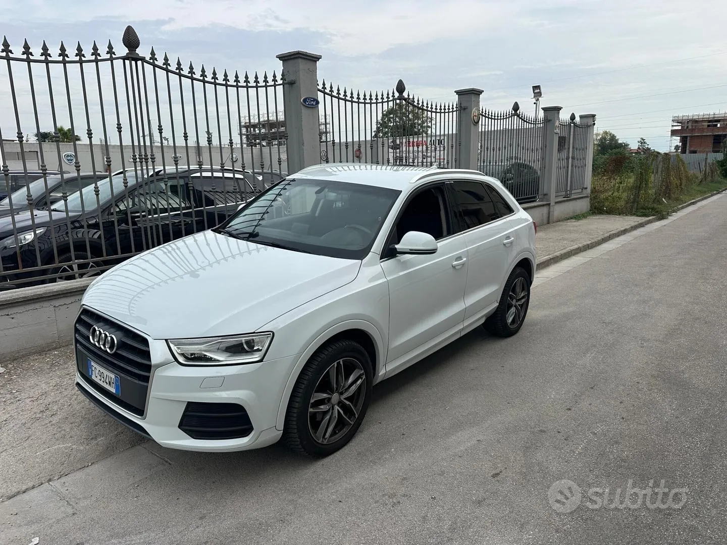 Audi Q3 2017 photo 2
