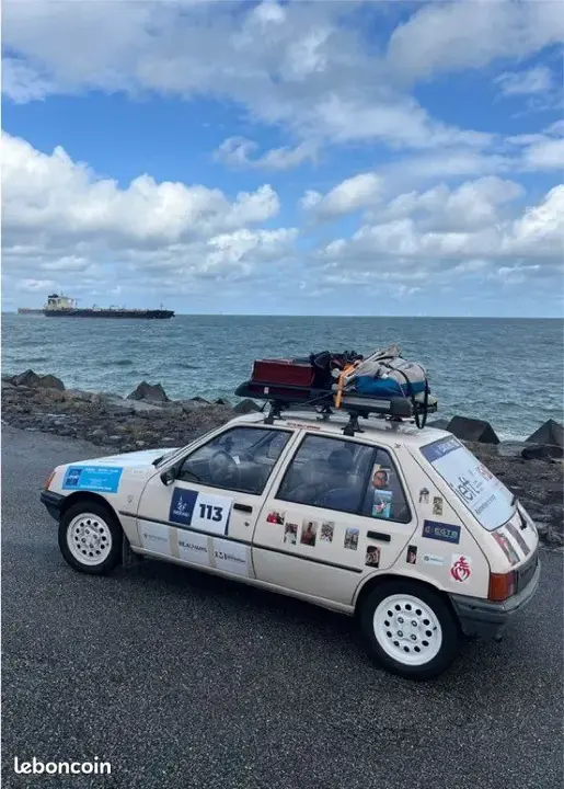Peugeot 205 1988 photo 2