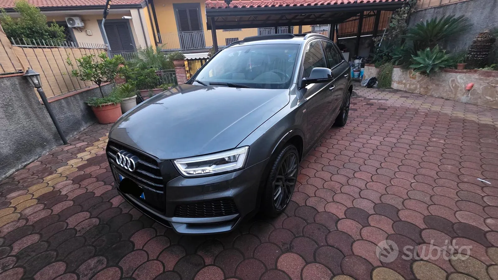 Audi Q3 2018 photo 2