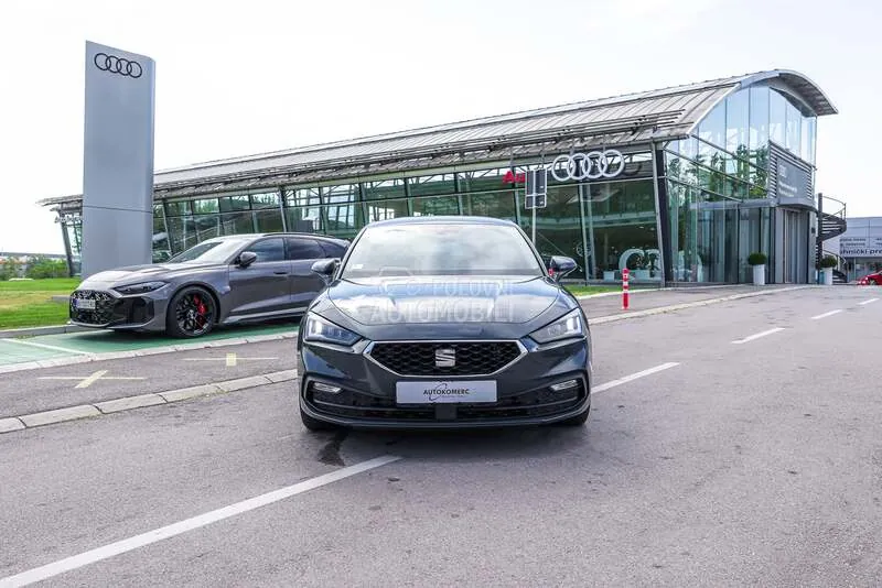 Seat Leon 2024 photo 2