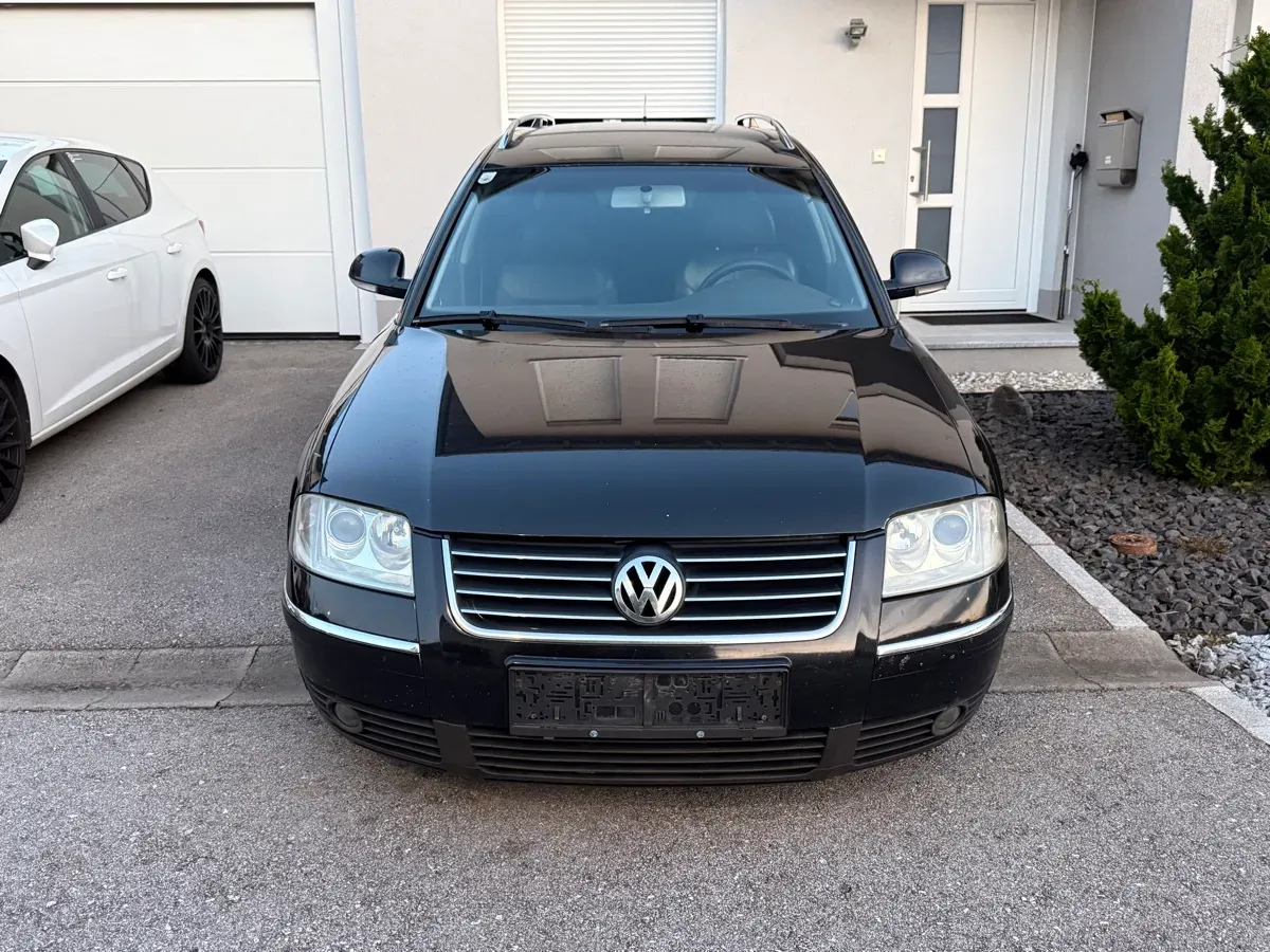 Volkswagen Passat 2004 photo 2