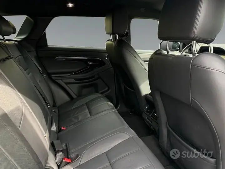 Land Rover Evoque 2023 photo 5
