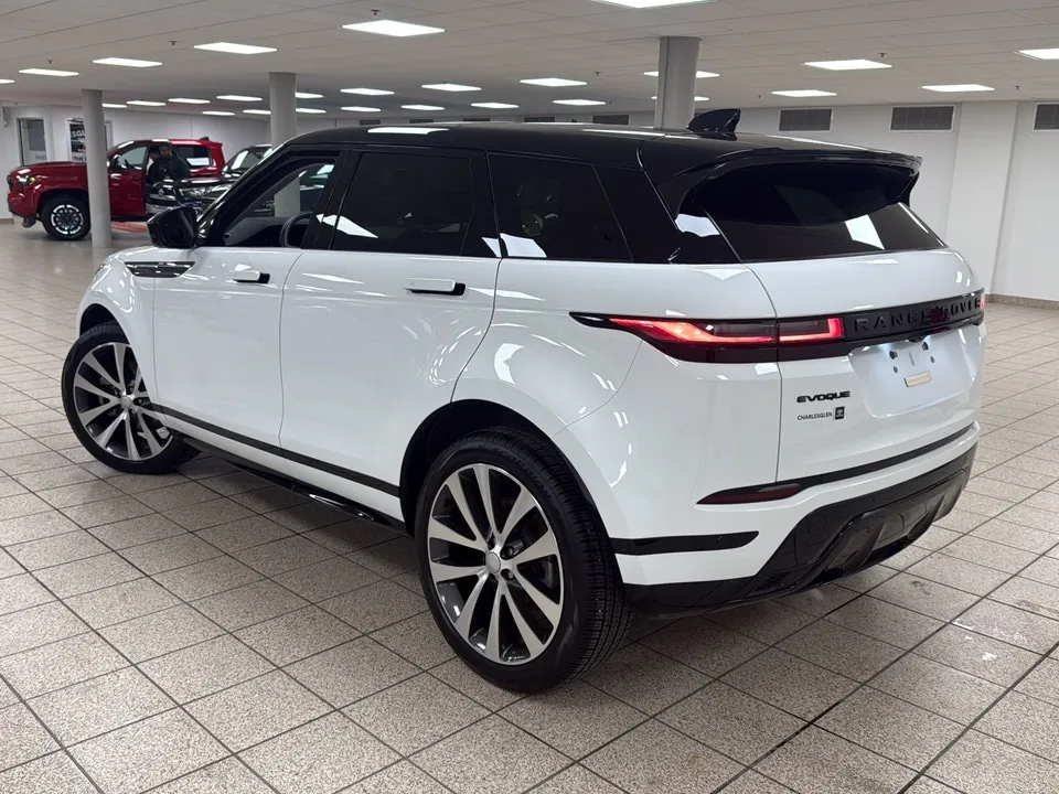 Land Rover Range Rover Evoque 2024 photo 4