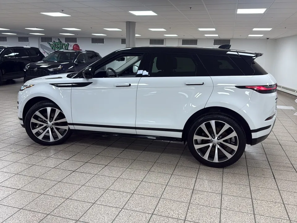 Land Rover Range Rover Evoque 2024 photo 3