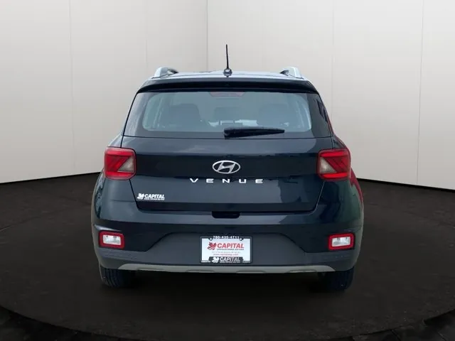 Hyundai Venue 2023 photo 5