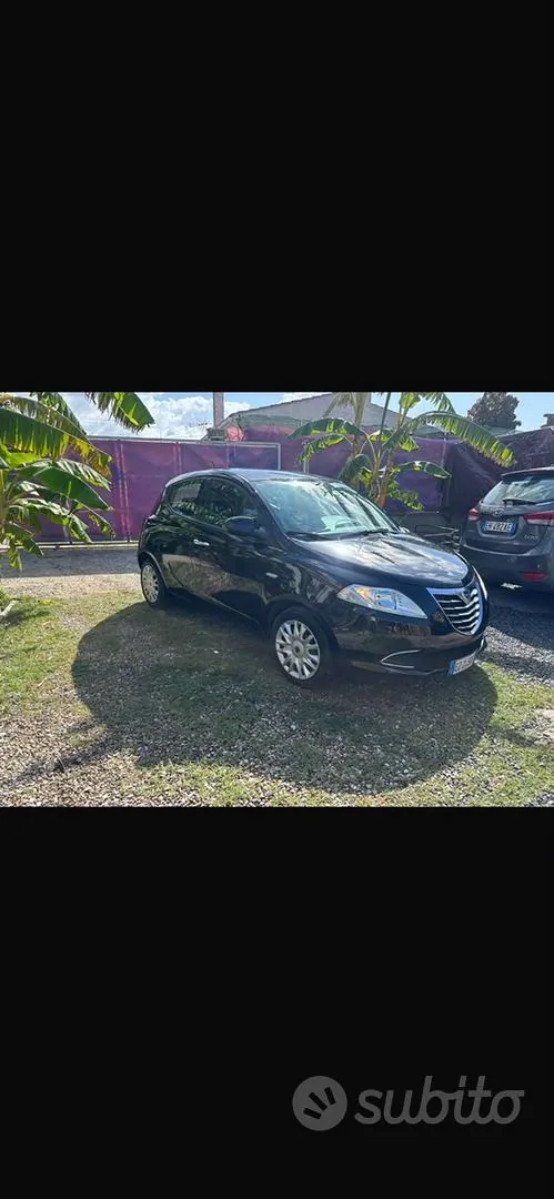 Lancia Ypsilon 2015 photo 4