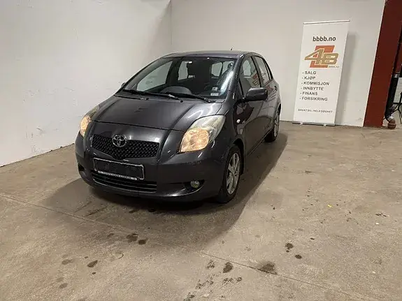 Toyota Yaris 2009 photo 2