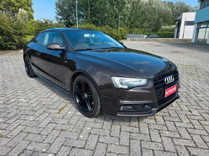 Audi A5 2014 photo 2