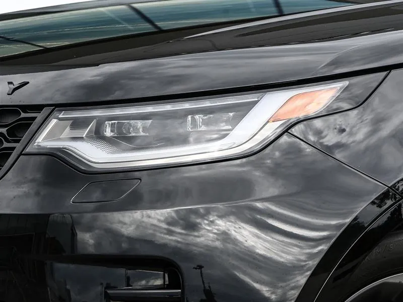 Land Rover Discovery 2023 photo 3