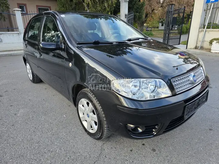 Fiat Punto 2008 photo 2