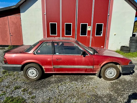 Honda Prelude 1983 photo 4