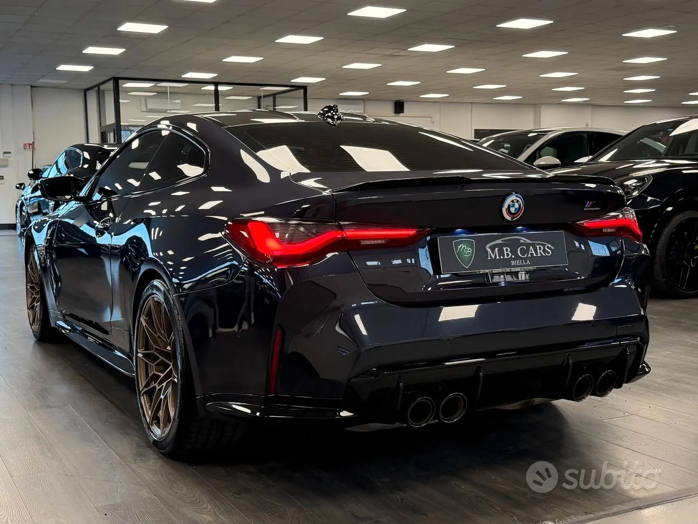 BMW M4 2023 photo 4