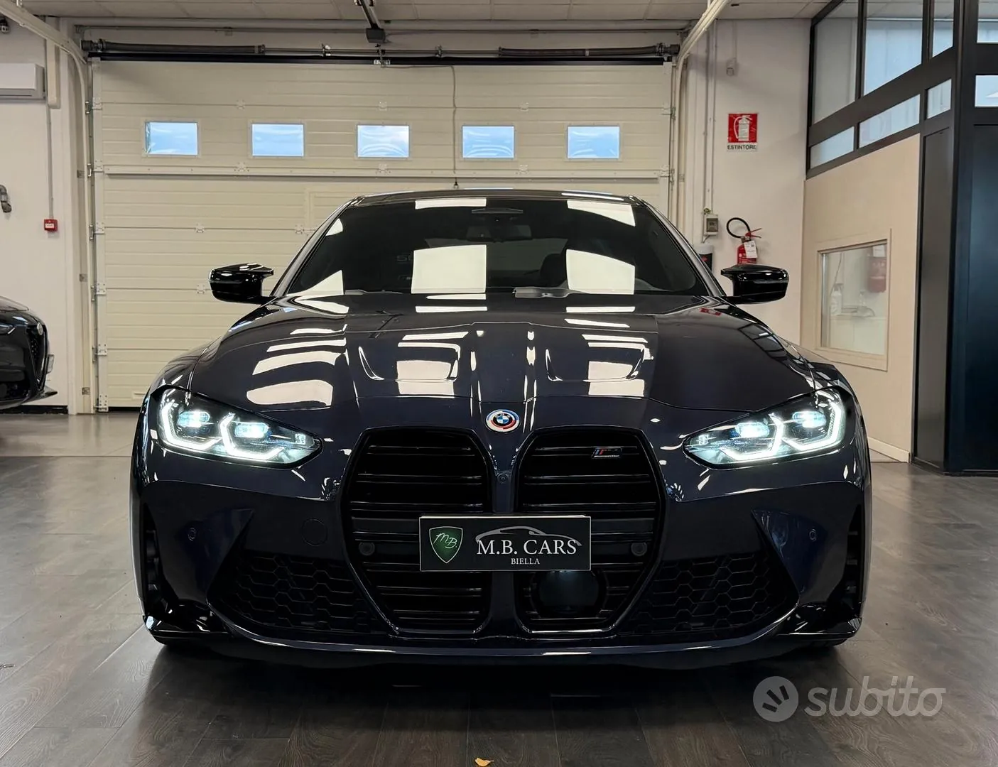 BMW M4 2023 photo 2