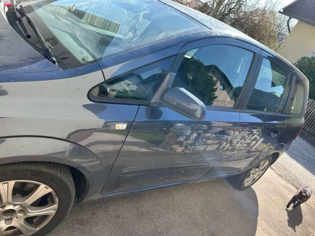 Opel Zafira 2009 photo 3