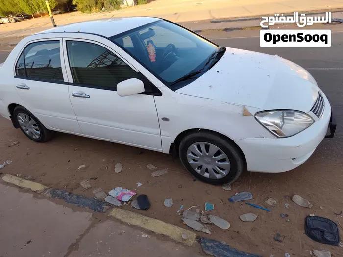 Mitsubishi Colt 2012 photo 5