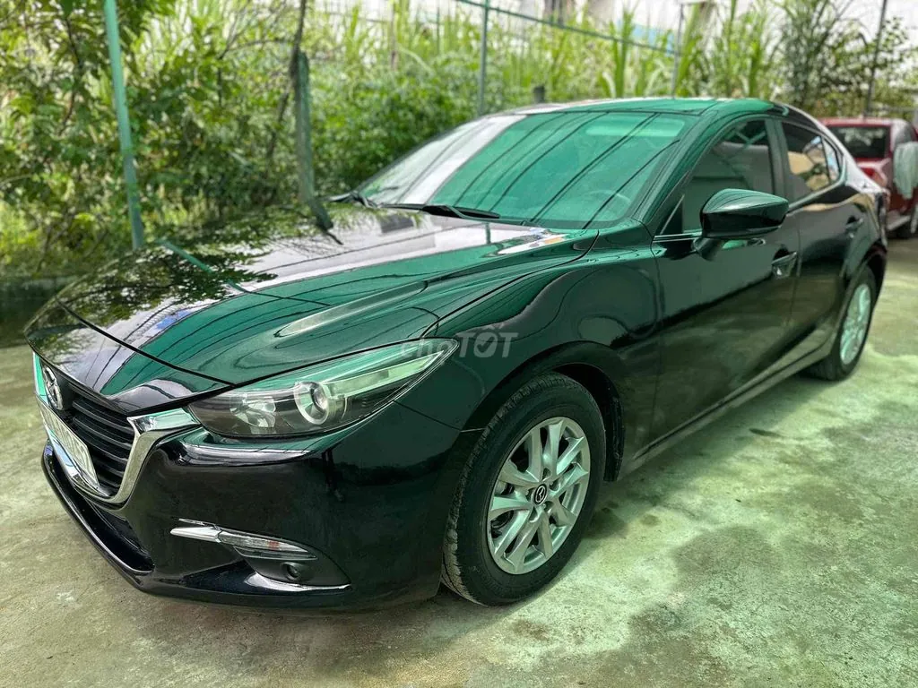 Mazda 3 2019 photo 2