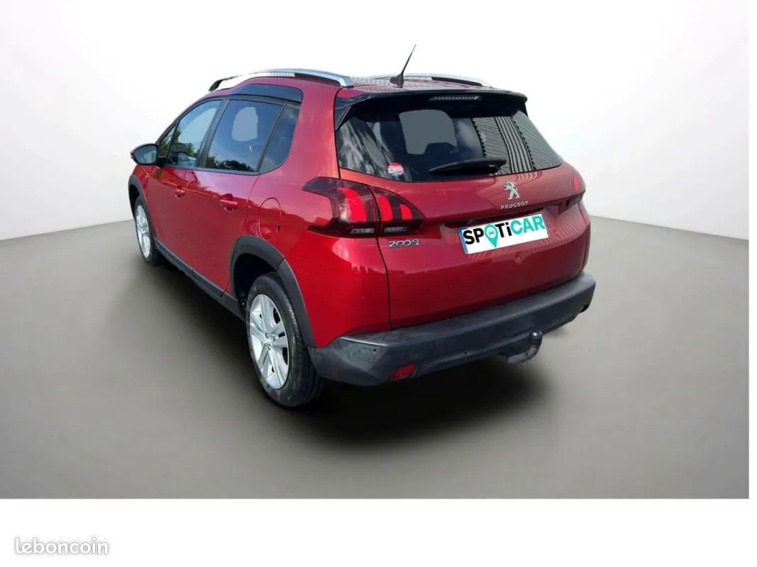 Peugeot 2008 2019 photo 4