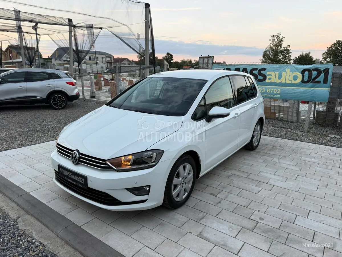 Volkswagen Golf Sportsvan 2015 photo 4