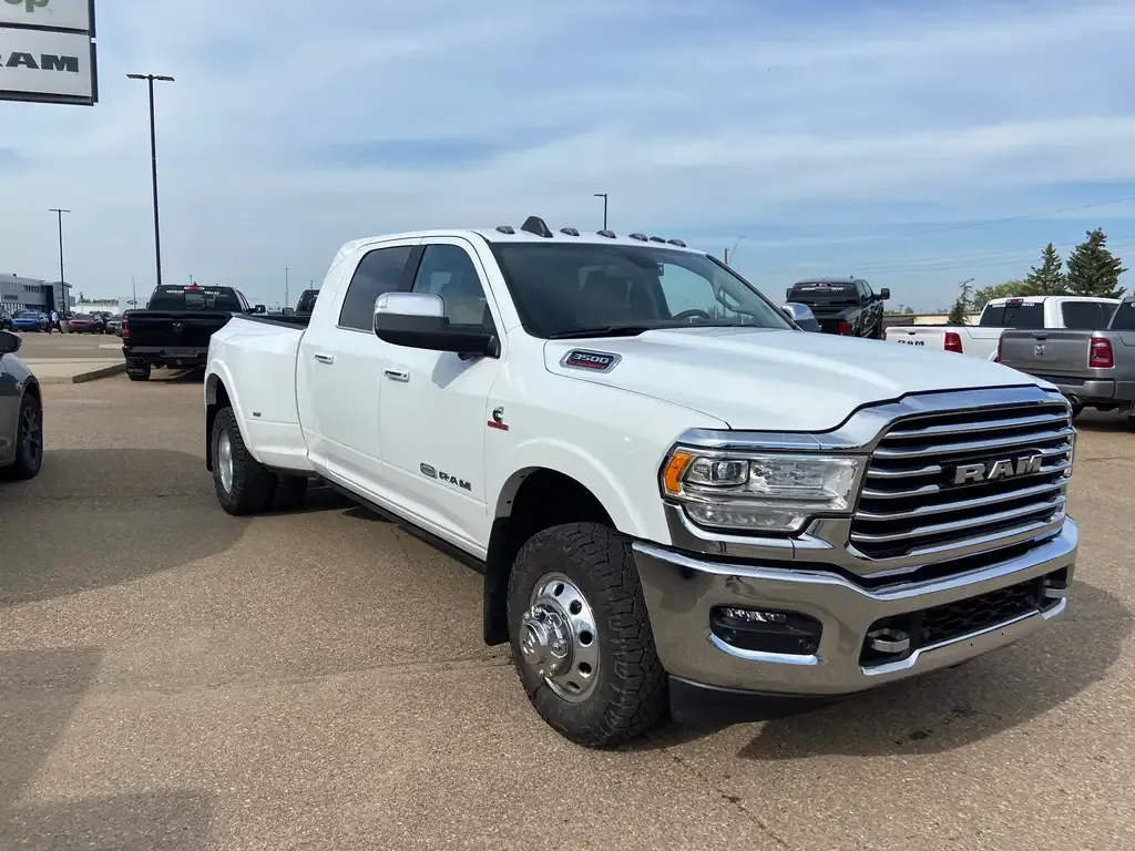 Ram 3500 2022 photo 2
