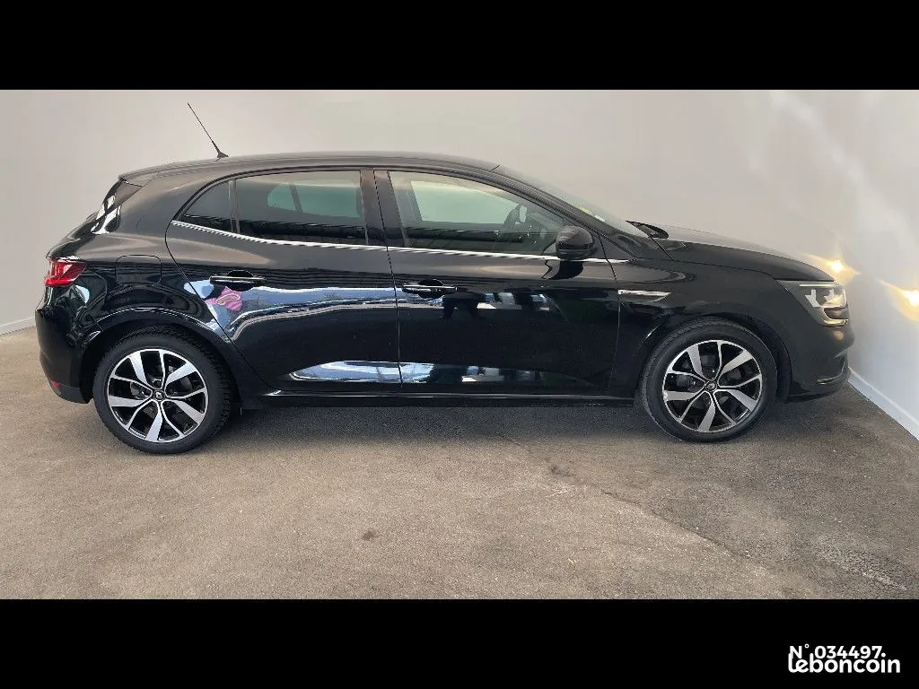 Renault Megane 2019 photo 5