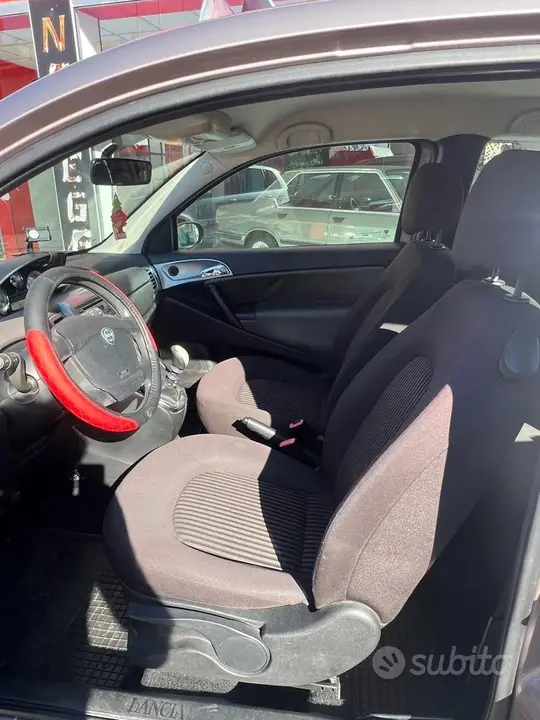 Lancia Ypsilon 2009 photo 2