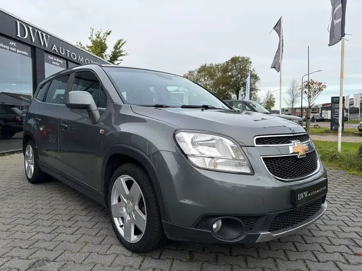 Chevrolet Orlando 2011 photo 5