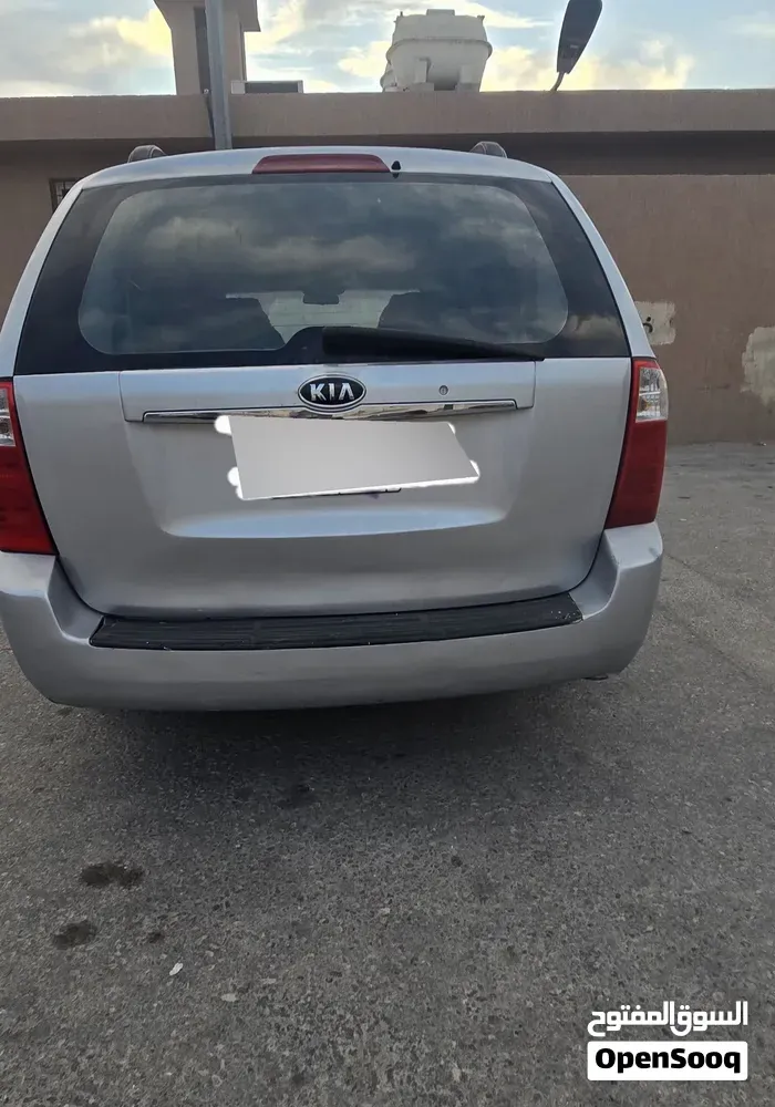 Kia Carnival 2008 photo 4