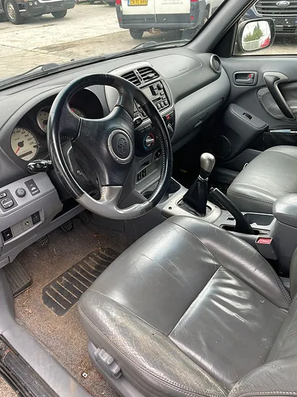Toyota Rav4 2005 photo 4