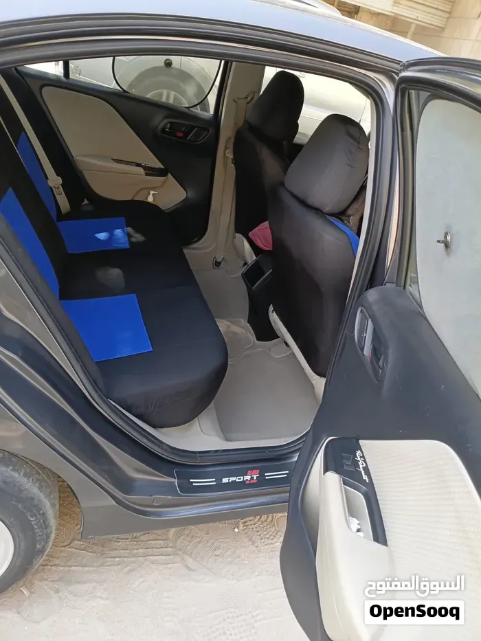 Honda City 2019 photo 2