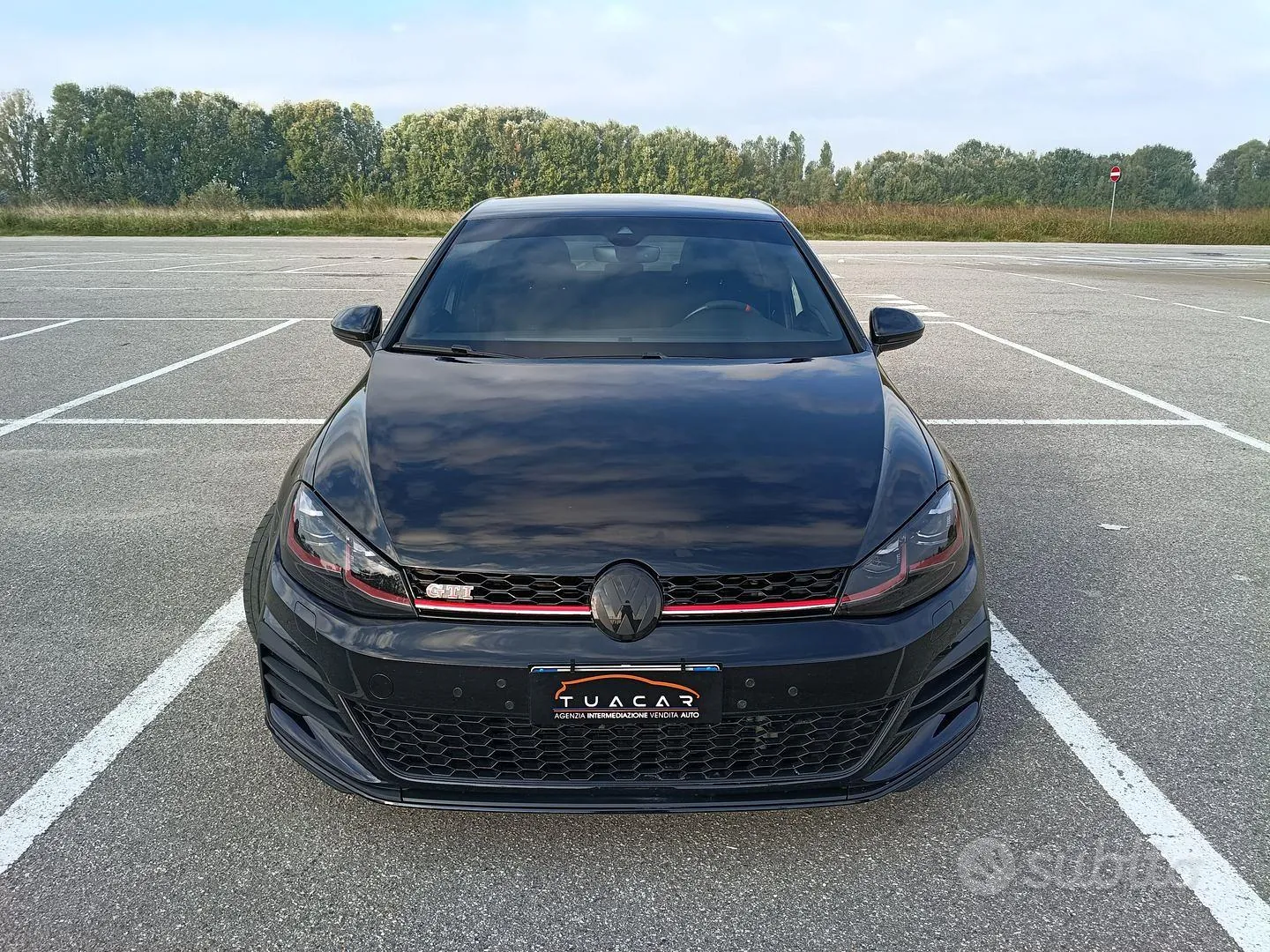 Volkswagen Golf 2018 photo 2