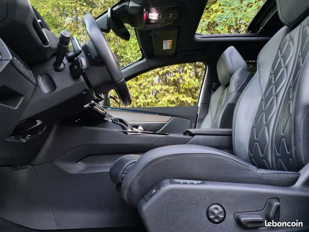 Peugeot 5008 2021 photo 4