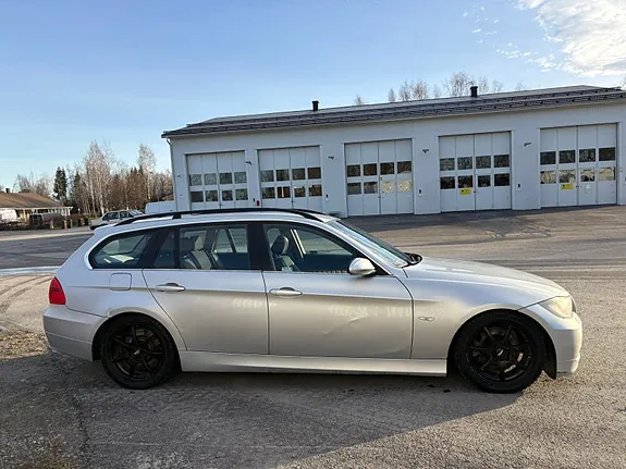 BMW 325D 2007 photo 4