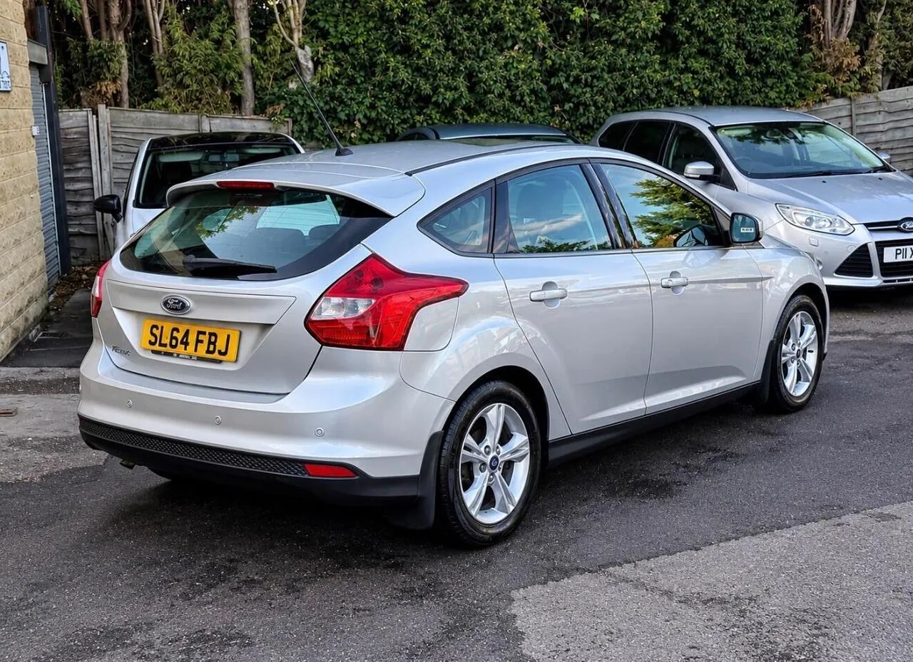 Ford Focus 2014 photo 3