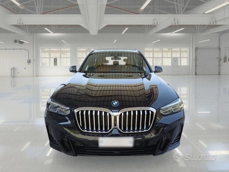 BMW X3 2022 photo 2