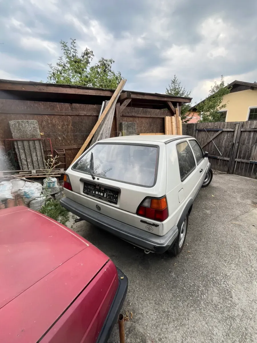 Volkswagen Golf 1990 photo 2