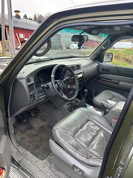 Nissan Patrol 1998 photo 5