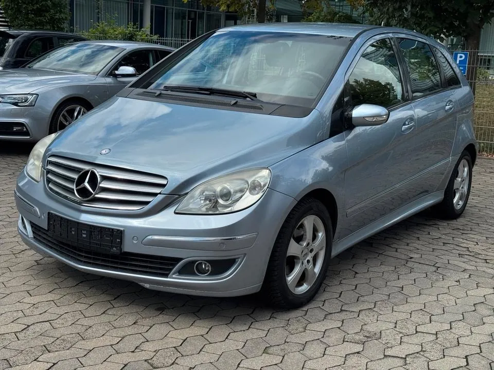 Mercedes-Benz B