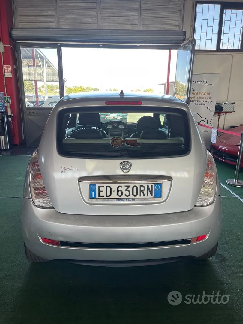 Lancia Ypsilon 2011 photo 5
