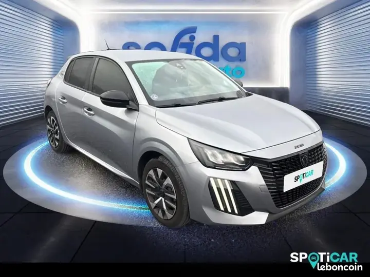 Peugeot 208 2025 photo 3