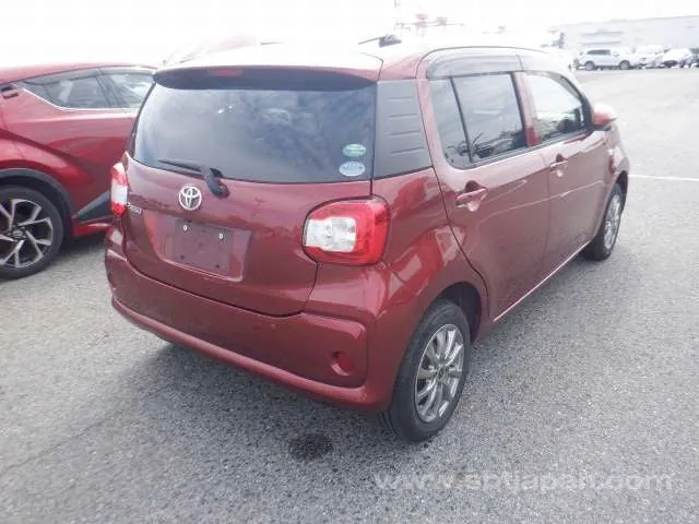 Toyota Passo X L Pkg S 2017 photo 4