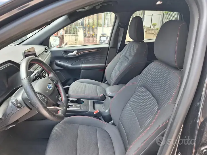 Ford Kuga 2022 photo 4