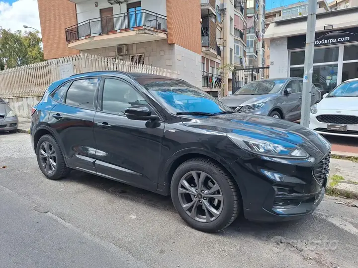 Ford Kuga 2022 photo 3
