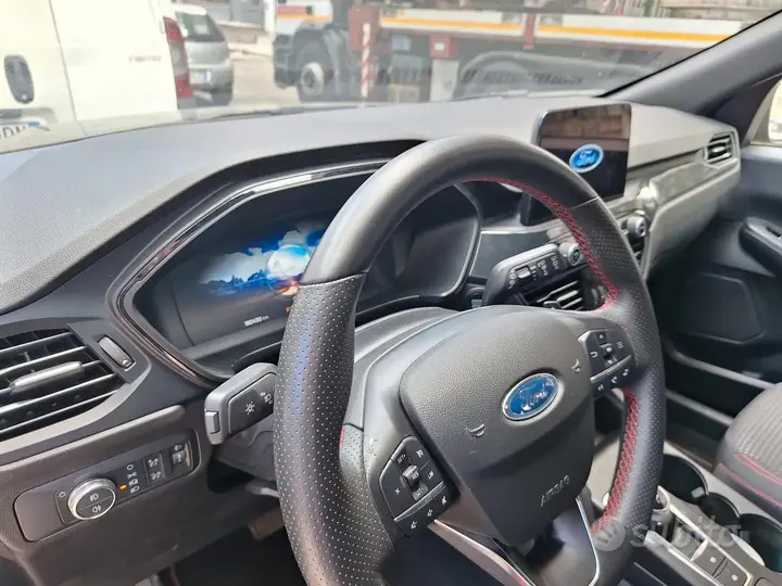 Ford Kuga 2022 photo 5