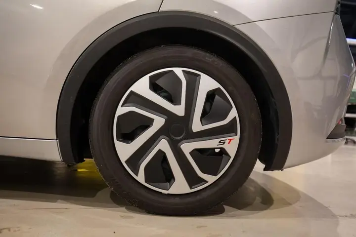 Toyota Prius 2026 photo 4