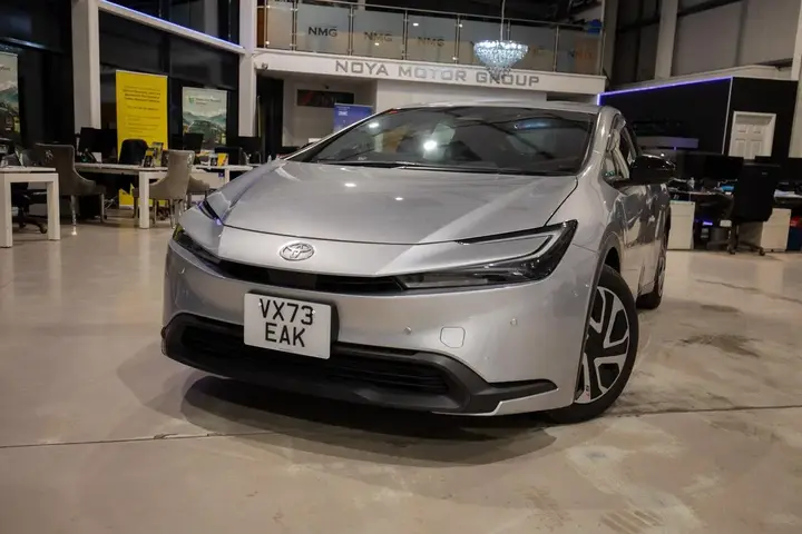 Toyota Prius 2026 photo 2