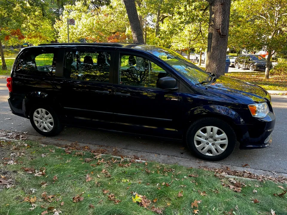 Dodge Grand Caravan 2017 photo 4