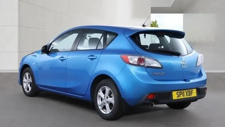 Mazda Mazda3 2011 photo 4