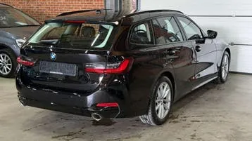BMW Série 3 2024 photo 2