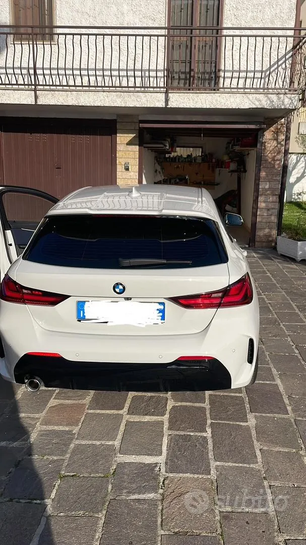 BMW 1 Series 2020 photo 2