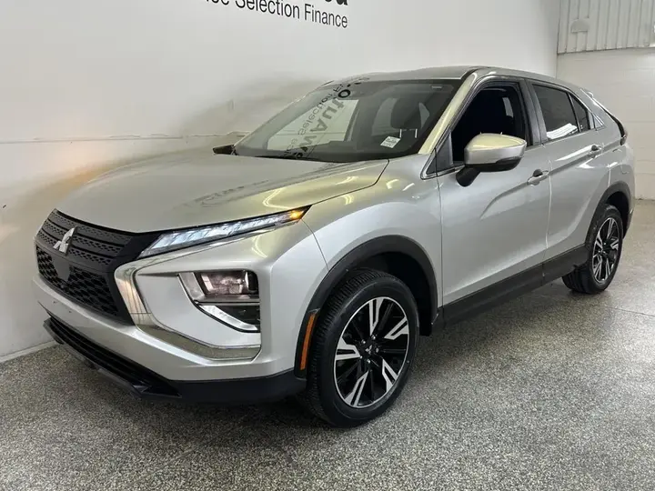 Mitsubishi Eclipse Cross 2024 photo 3